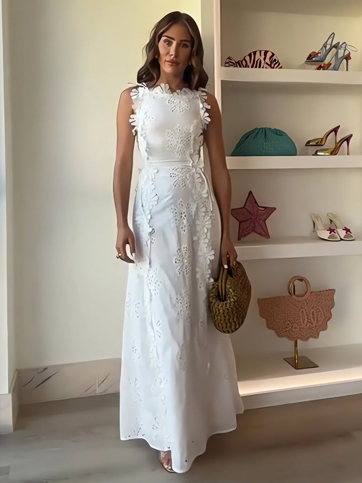 Caroline | Floral Embroidered Maxi Dress