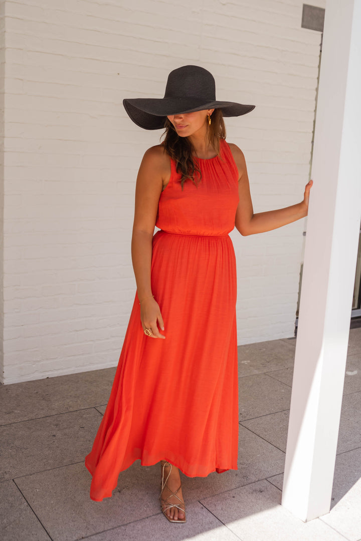 Amelia | Flowing Sleeveless Midi Dress